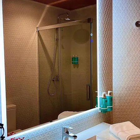 Puerta De La Ribera Centro 아파트호텔