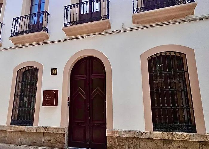 מלון דירות Puerta De La Ribera Centro 4*